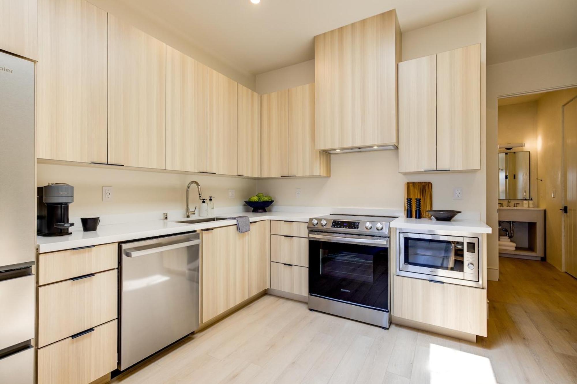Casa De La Vina - Boutique Apartments In Downtown Santa Barbara Kültér fotó
