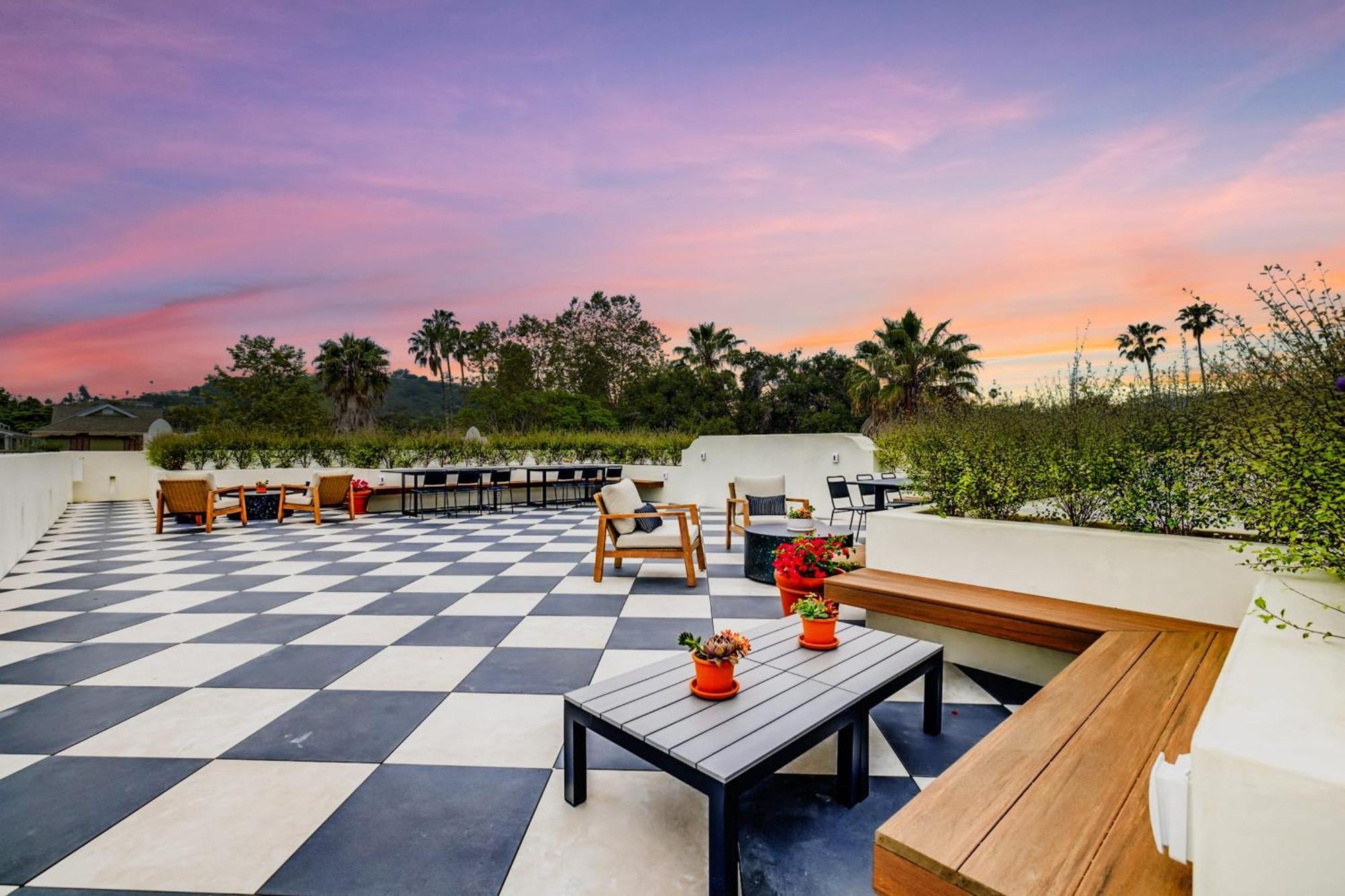 Casa De La Vina - Boutique Apartments In Downtown Santa Barbara Kültér fotó